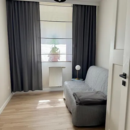 Apartment Wrzeszcz 3-pokojowy Z Ogrodkiem & Darmowy Parking